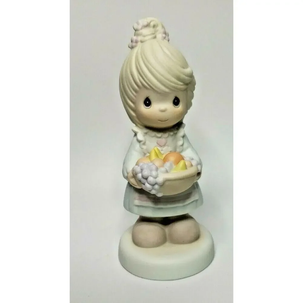 Precious Moments 1993 The Fruit Of The Spirit‎ Is Love Porcelain Figurine U135